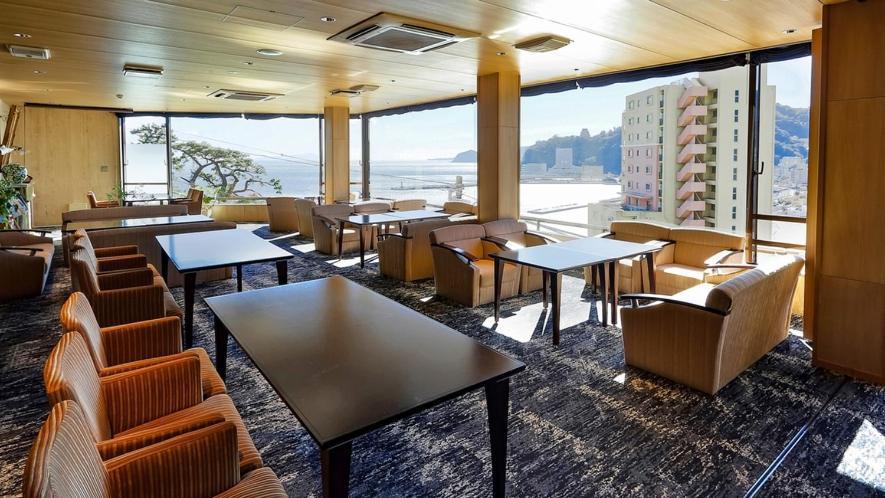 Atami Juraku Hotel Экстерьер фото