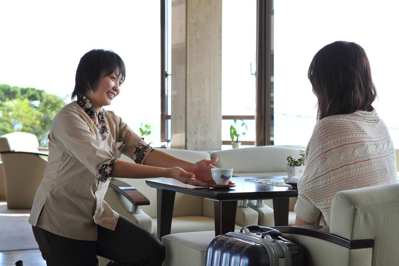 Atami Juraku Hotel Экстерьер фото